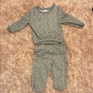 Charming Gray Patterned Baby Set